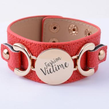 Bracelet cuir gravé et personnalisé rouge